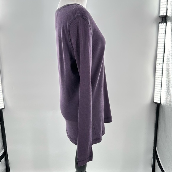 Eddie Bauer womens top size L purple waffle knit cozy henley base layer gorpcore - Picture 4 of 10